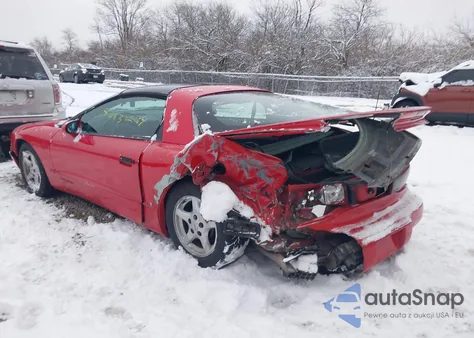 1996 Pontiac Firebird z USA, uszkodzony, nr VIN 2G2FS22K0T2208224